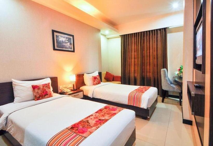 수피리어 룸, Daima Hotel Padang