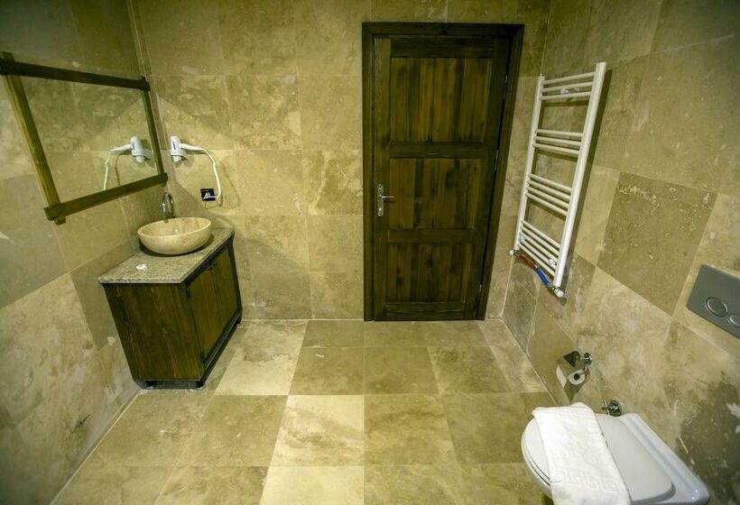 Standard Triple Room, Cappadocia Elite Stone House