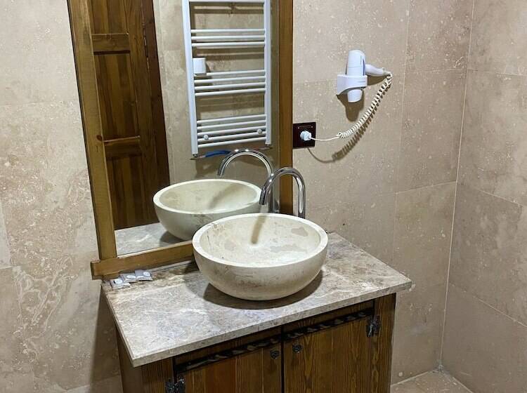 Comfort Triple Room, Cappadocia Elite Stone House