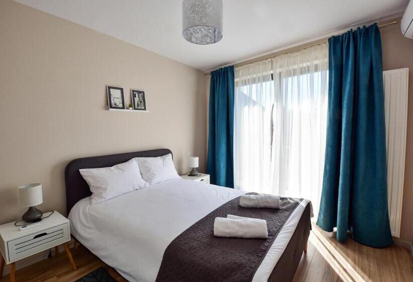 سوییت خانوادگی, Mandarin Premium Apartments