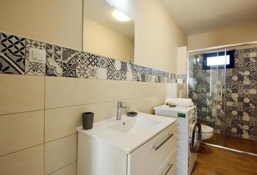 1 Bedroom Penthouse Apartment, Mandarin Premium Apartments