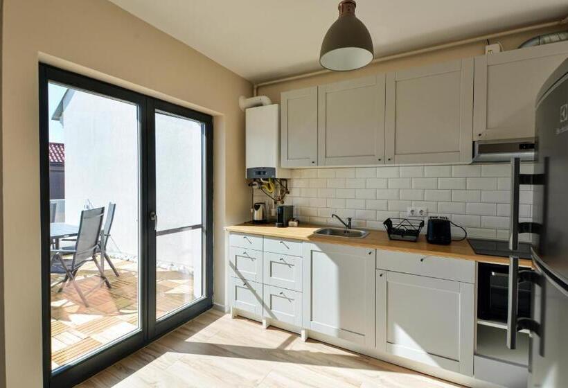 1 Bedroom Penthouse Apartment, Mandarin Premium Apartments