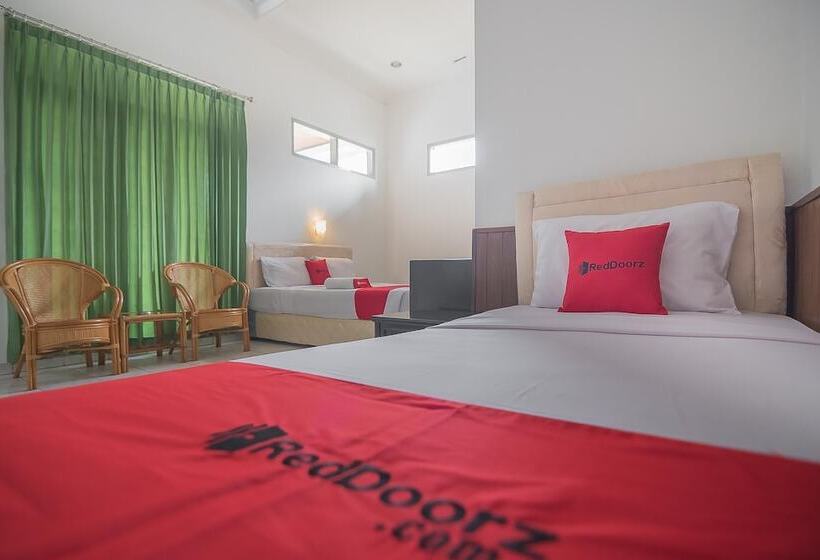 Семейный Номер, Reddoorz @ Jalan R.e. Martadinata Sukabumi