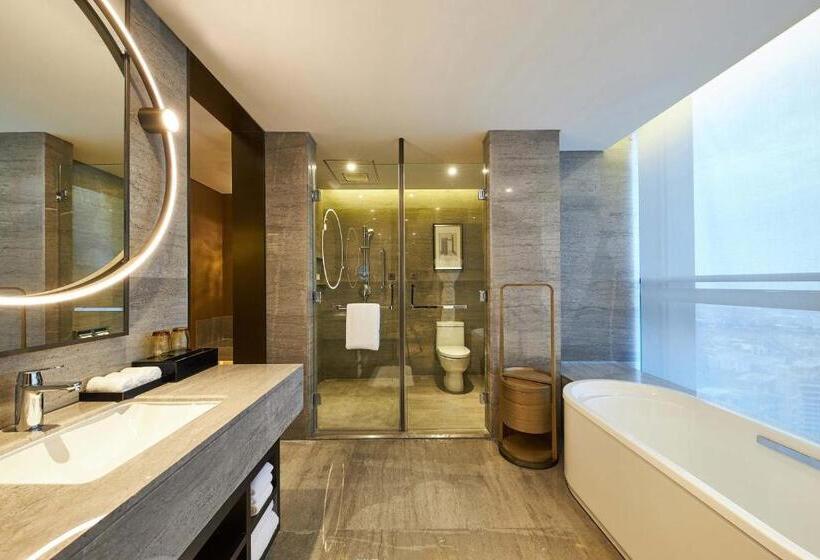 Club Room King Bed, The Westin Zhongshan Guzhen