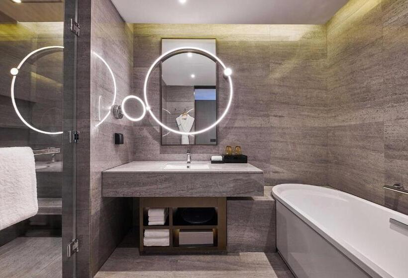 اتاق استاندارد با تخت بزرگ, The Westin Zhongshan Guzhen