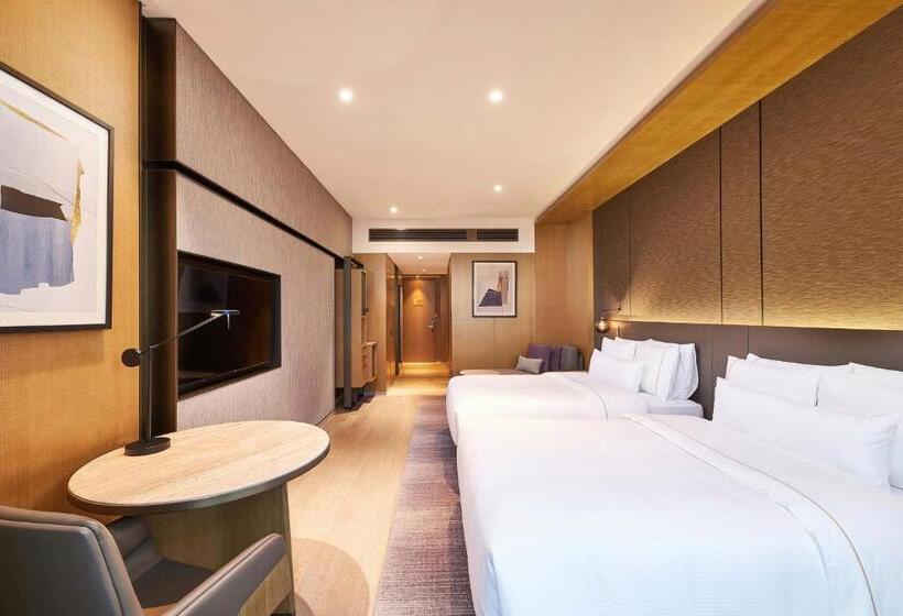 اتاق استاندارد با چشم‌انداز رودخانه, The Westin Zhongshan Guzhen