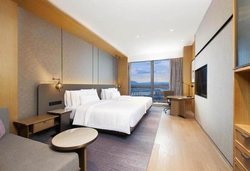 اتاق استاندارد با چشم‌انداز رودخانه, The Westin Zhongshan Guzhen