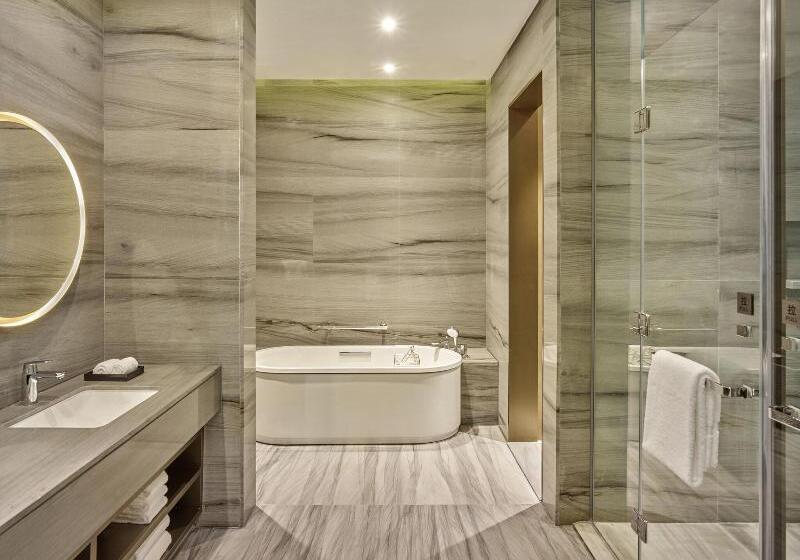 سوئیت کلاب, The Westin Zhongshan Guzhen