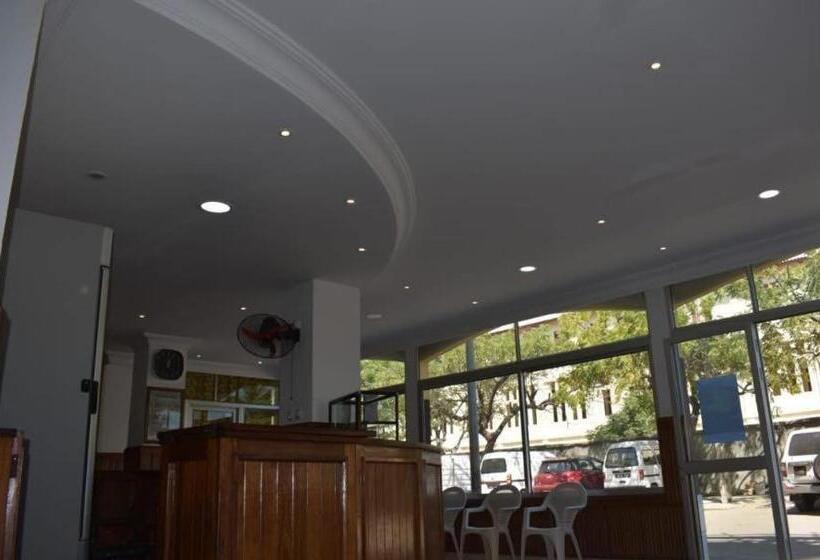اتاق کلاسیک سه تخته, Menabe