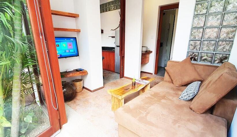 اتاق سوپریور, Sarina Hotel & Villa