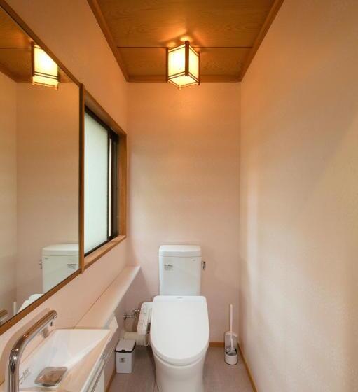 غرفة قياسية رباعية, Onsen & Garden Asante Inn