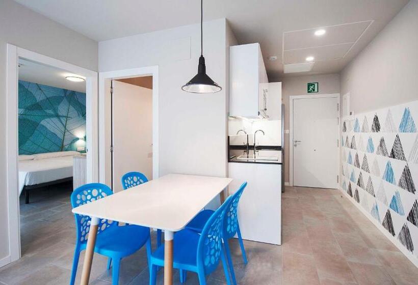 Апартаменты 2 Спальни, Apartamentos Divan