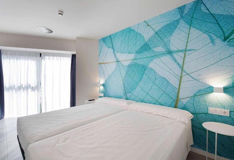 Апартаменты 2 Спальни, Apartamentos Divan