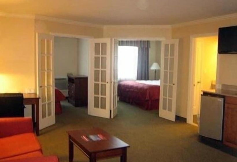 ２ベッドスイートルーム, Clarion Inn & Suites At The Outlets Of Lake George