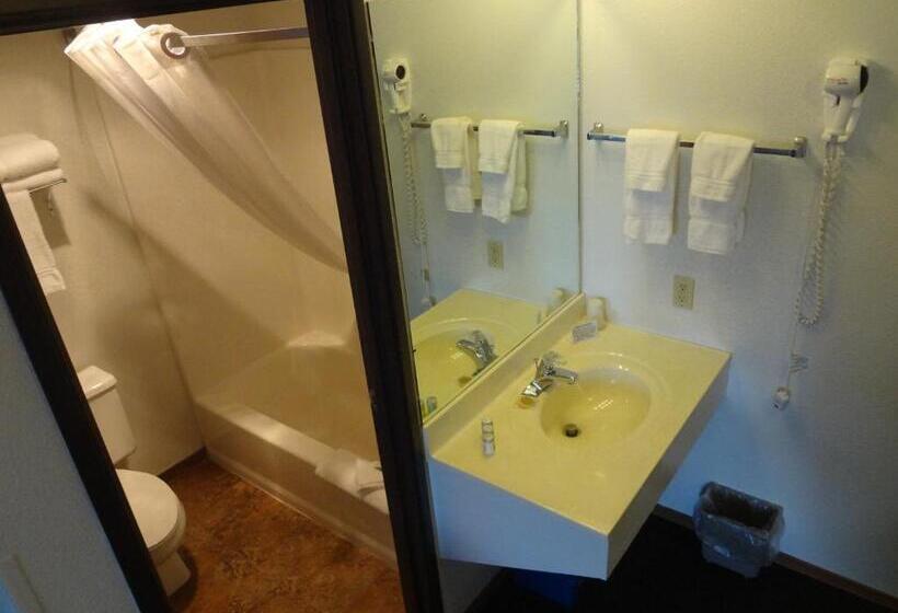 Стандартный Номер Кровать Кинг, Kings Inn Cody