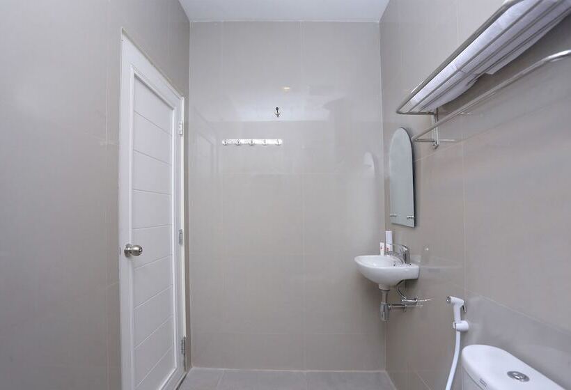 Номер Стандарт, Garuda Guesthouse Yogyakarta Redpartner