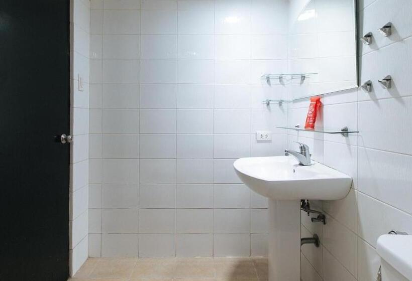اتاق استاندارد, Reddoorz At Kassel Residences Parañaque