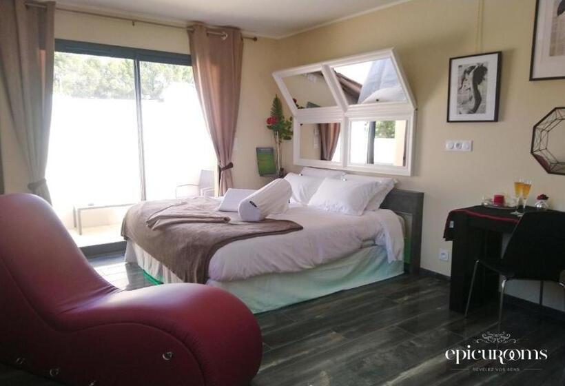 اتاق استاندارد با تخت بزرگ, Plgfe   Maison D Hôtes Epicurooms   Suites Romantiques 5 étoiles