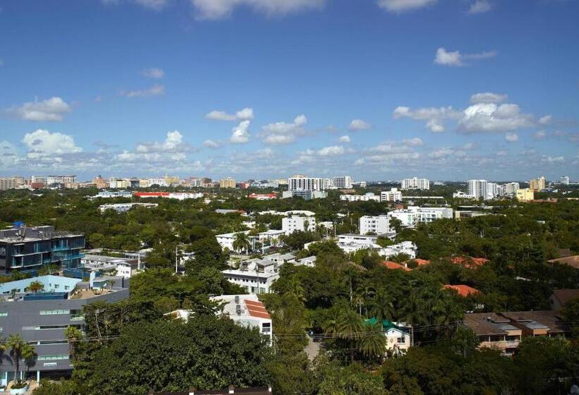 Номер Стандарт 2 Двуспальные Кровати, Courtyard Miami Coconut Grove