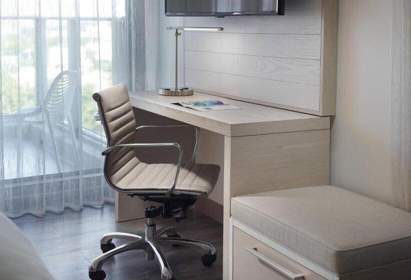 Номер Стандарт, Courtyard Miami Coconut Grove