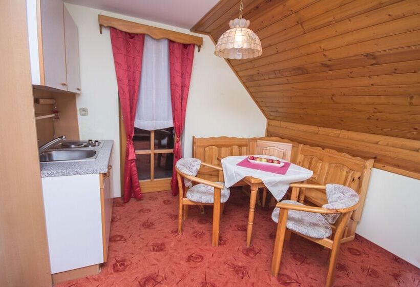آپارتمان 1 خوابه با بالکن, Guesthouse Jelenov Greben