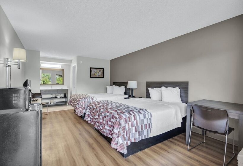 חדר דלוקס מותאם לאנשים עם מוגבלויות, Red Roof Inn Macclenny
