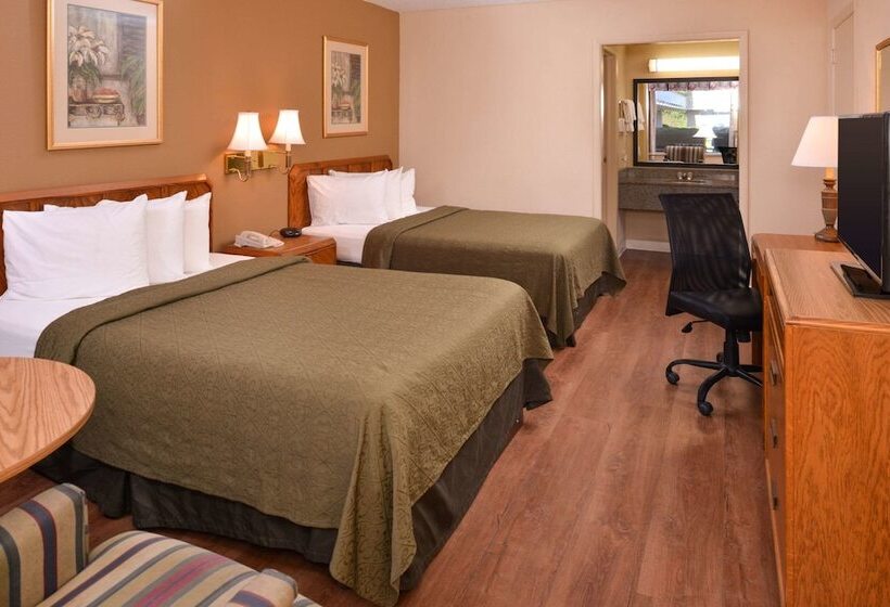 스탠다드 룸 더블 침대 2개, Quality Inn Dutch Inn