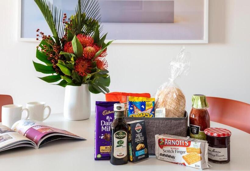 Студия Стандарт, Quest Joondalup