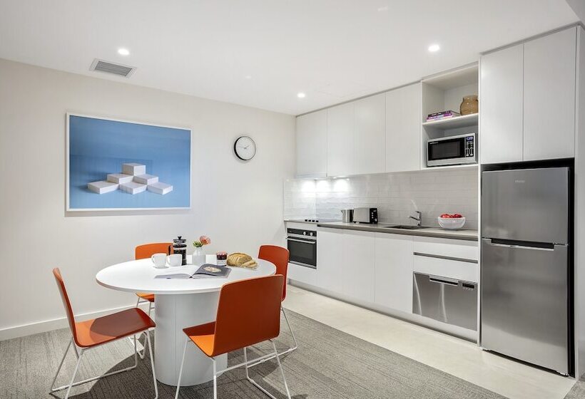 Апартаменты 1 Спальня, Quest Joondalup
