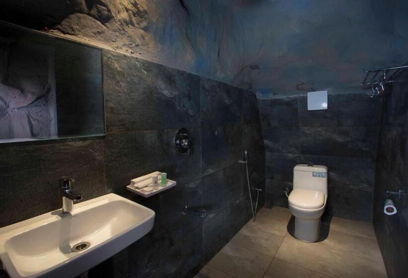 패밀리 스위트, Foggy Knolls Resort