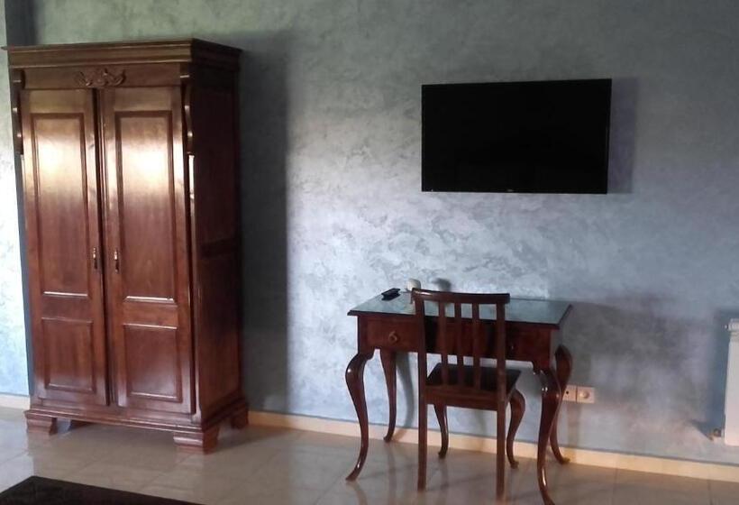 اتاق استاندارد با تخت بزرگ, Riad Tanjil