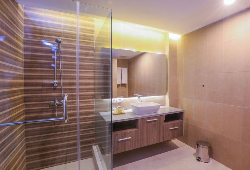 Номер Deluxe, Canggu Dream Village Hotel And Suites