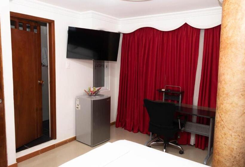 Номер Deluxe, La Casa Blanca