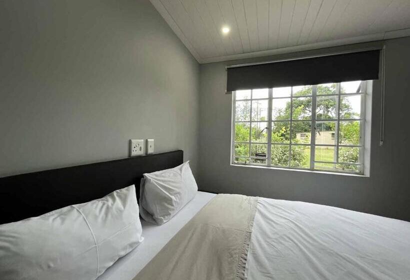 اتاق استاندارد, Halleria Self Catering
