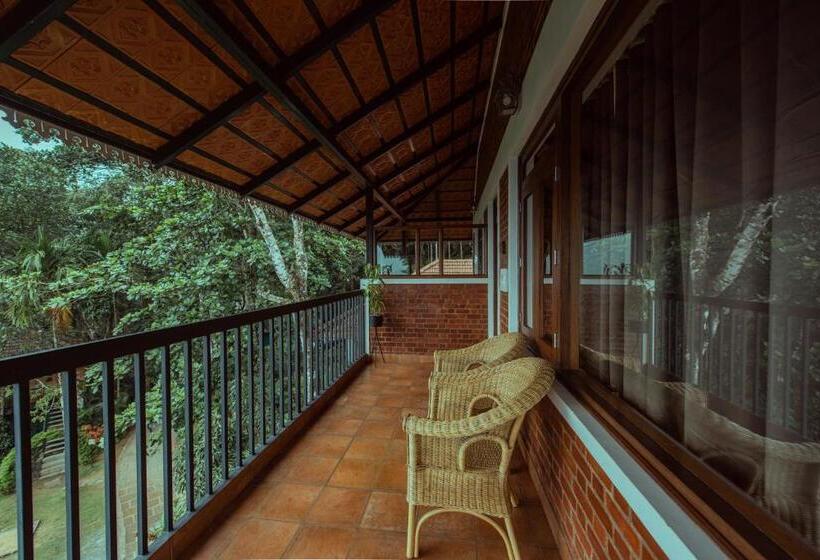 Номер Стандарт Вид на Озеро, Mount Xanadu Resorts
