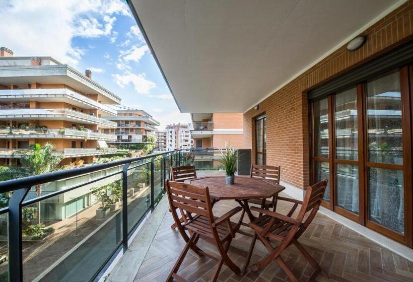 آپارتمان 1 خوابه با بالکن, Domus Bb   Plaza