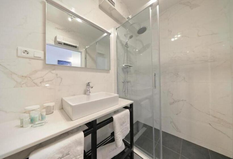 اتاق استاندارد با تخت بزرگ, La Dolce Vita Da Zara   Luxury Rooms