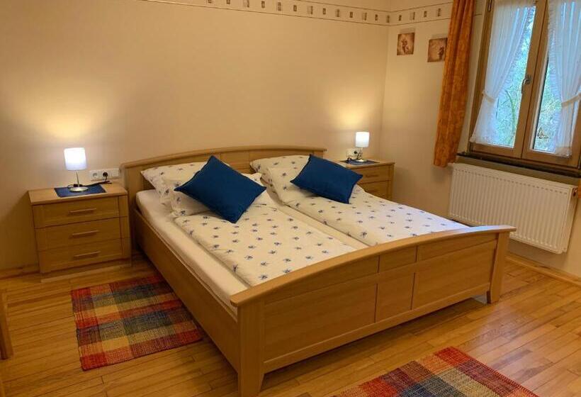 Номер Стандарт, Gasthaus Pension Brix