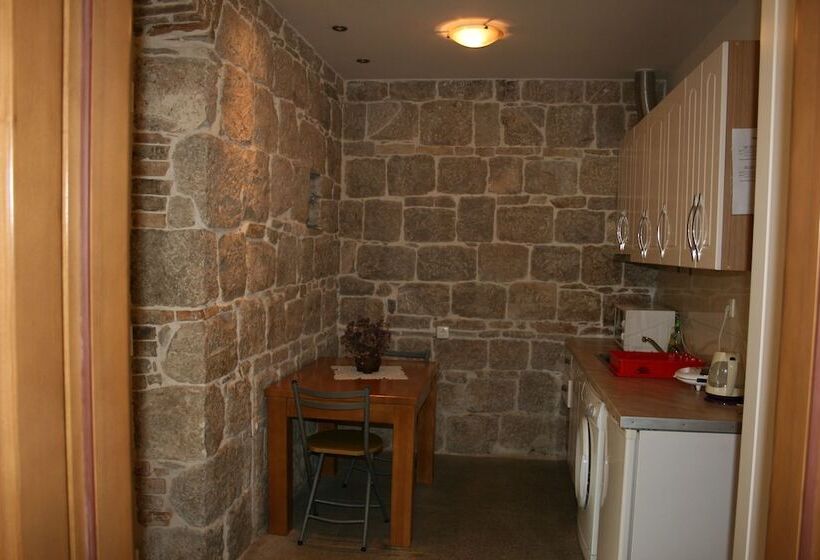 Номер Комфорт, Rooms And Apartments Emily