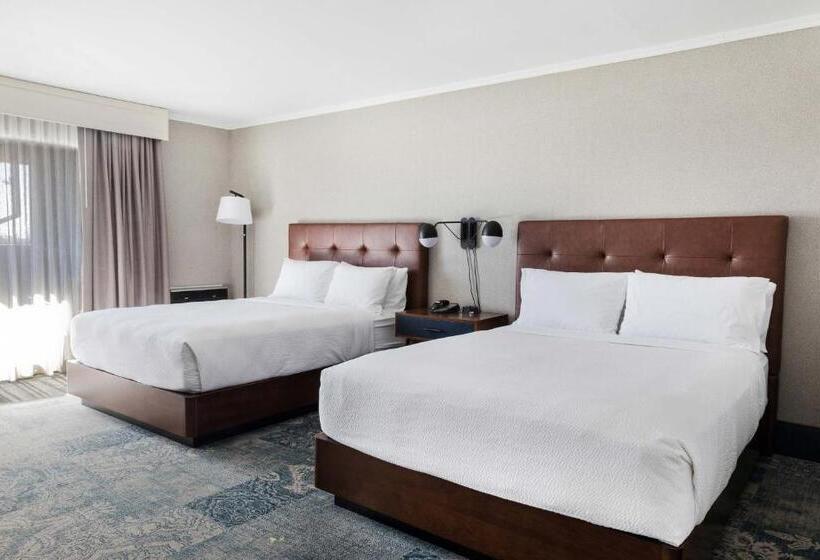 Номер Стандарт Адаптированный для Инвалидов, Four Points By Sheraton Ventura Harbor Resort