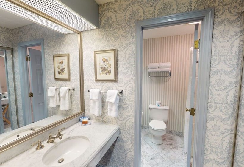 Номер Deluxe, The Farmington Inn And Suites