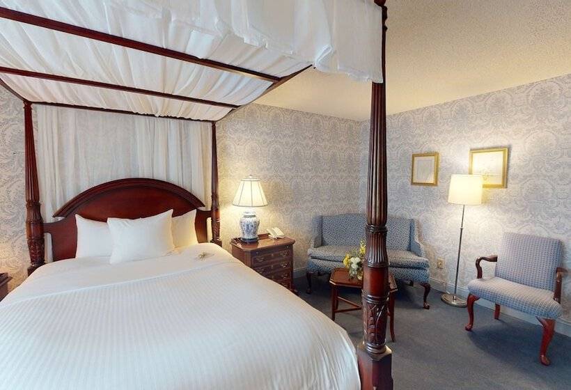 Номер Deluxe, The Farmington Inn And Suites