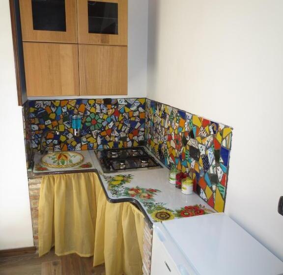 اتاق استاندارد با بالکن, Aurora Bed And Breakfast