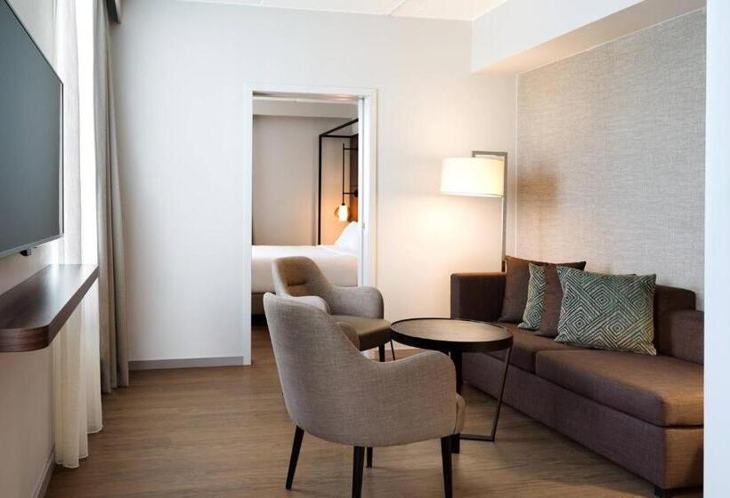 Полулюкс Кровать Кинг, Ac Hotel By Marriott Stockholm Ulriksdal