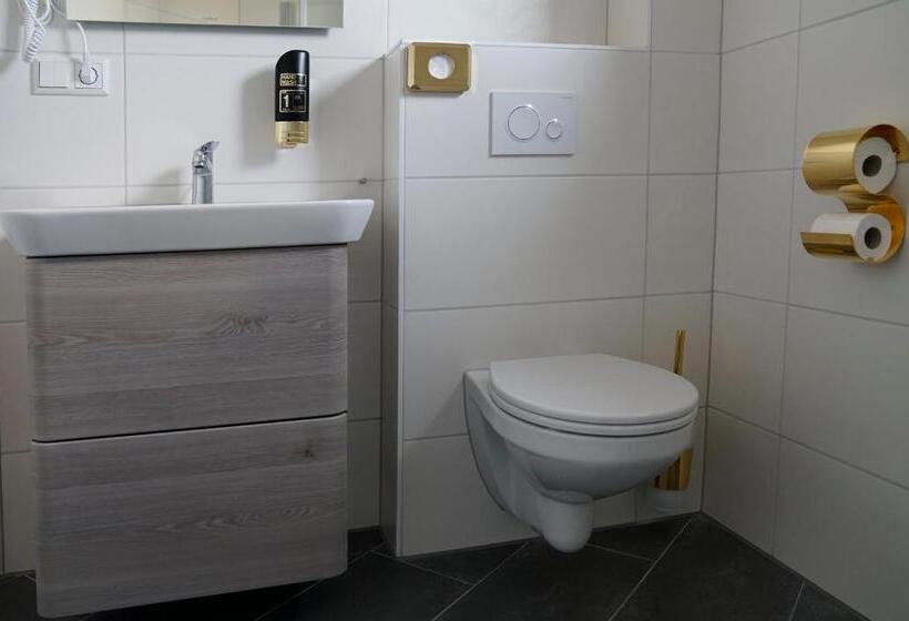 Люкс Повышенной Комфортности, Boardinghouse City Home
