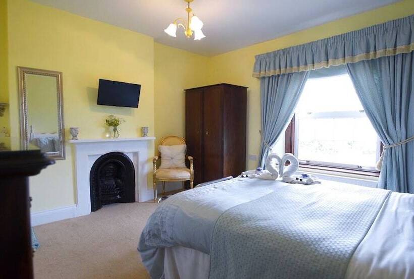 اتاق لوکس, Lower Marsh Farm B&b
