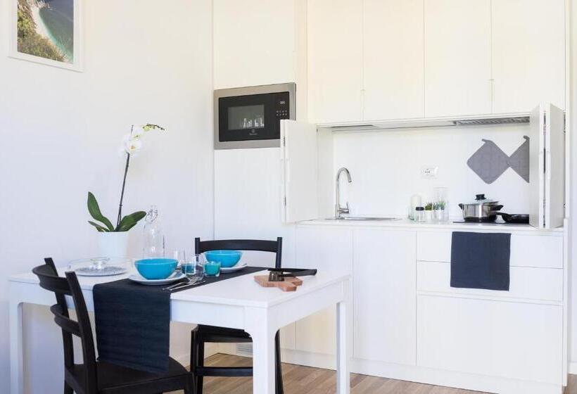 Apartamento 1 Dormitório com Terraço, Aspio Residence