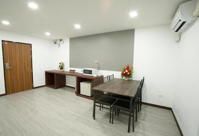 스탠다드 스튜디오 킹침대, Nk Residence Sakon Nakhon