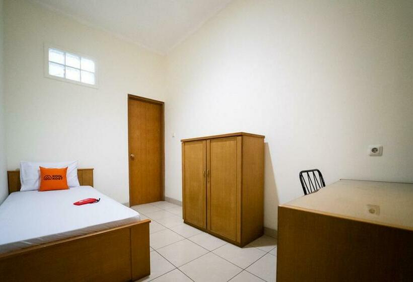Номер Стандарт Индивидуальный, Koolkost Near Padjadjaran University   Minimum Stay 6 Nights