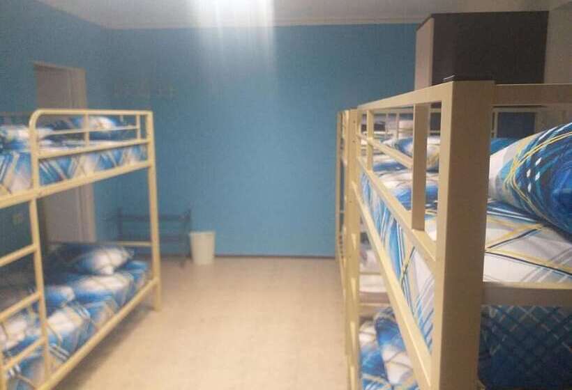 Кровать в Общей Комнате, Best Hostel